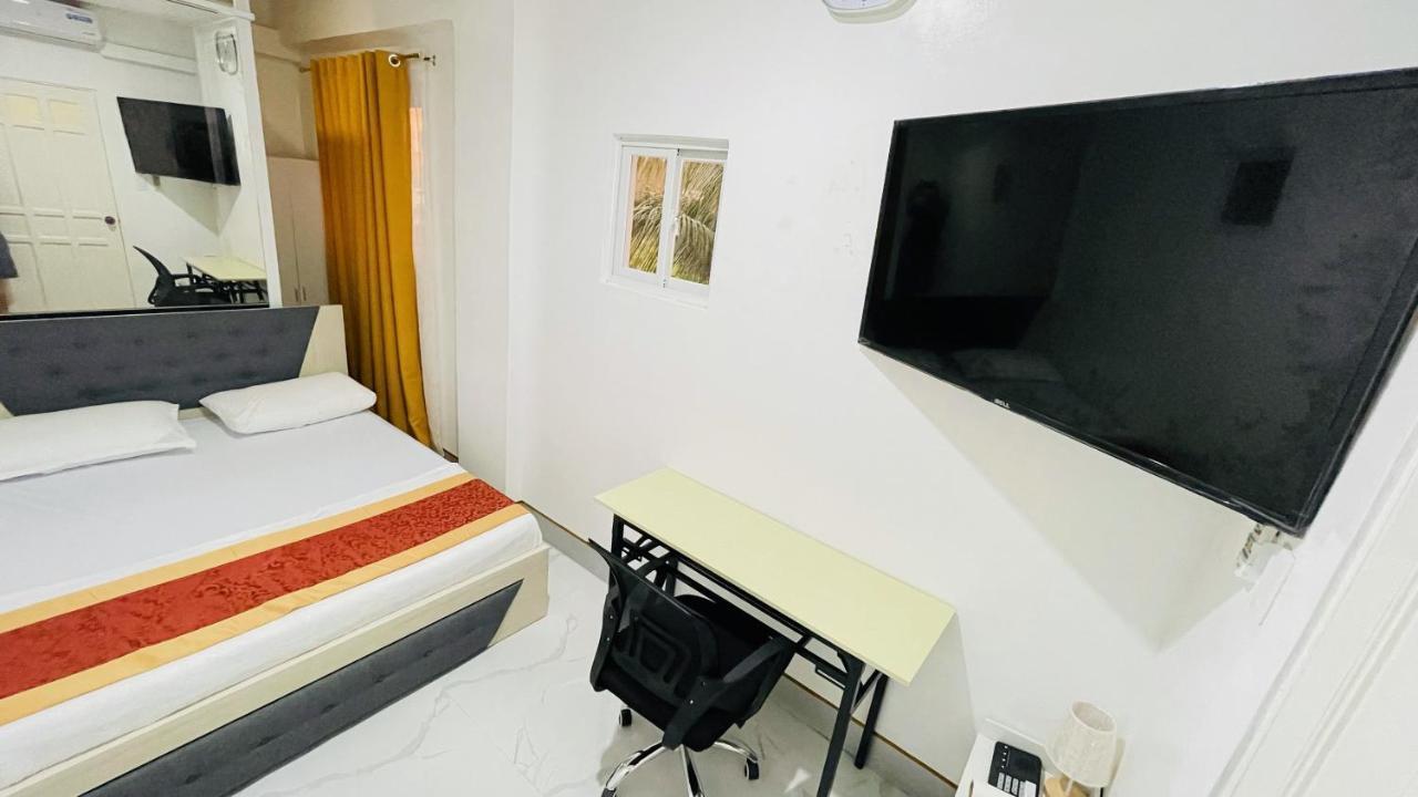 Legends Hotel & Restaurant - Lemery And Taal Экстерьер фото
