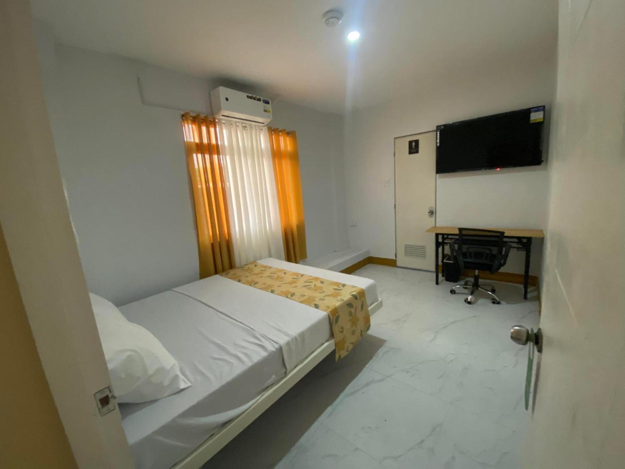 Legends Hotel & Restaurant - Lemery And Taal Экстерьер фото
